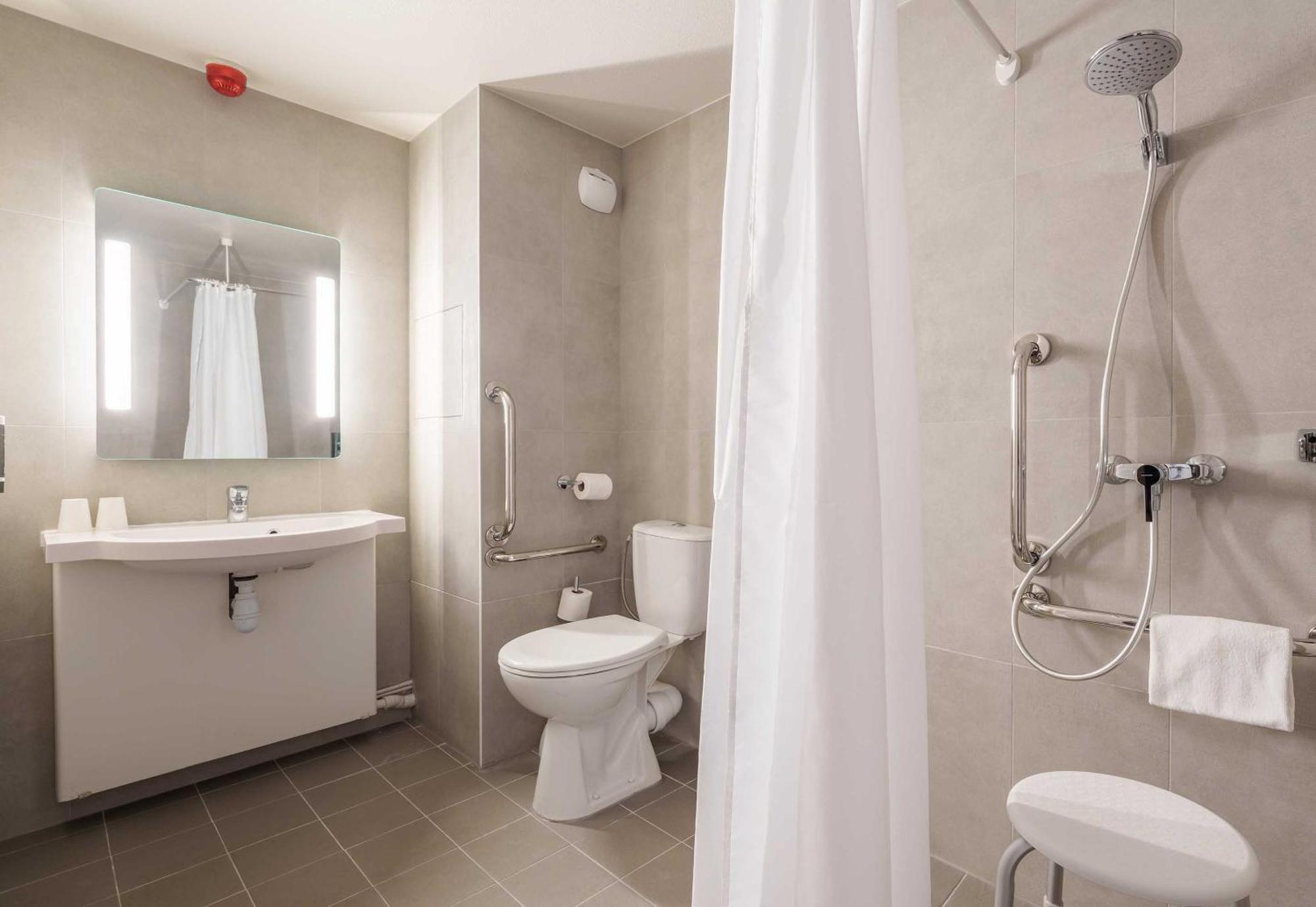 B&B Hotel Troyes Centre Εξωτερικό φωτογραφία